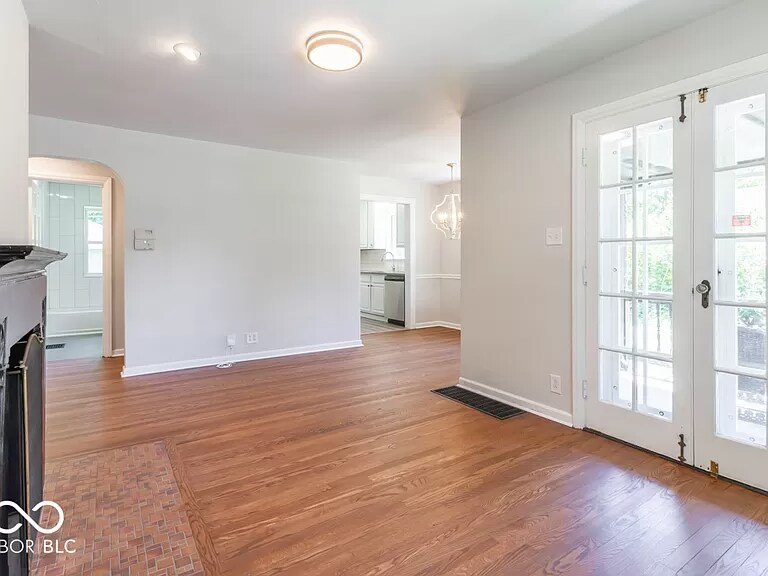 Building Photo - 5925 Haverford Ave