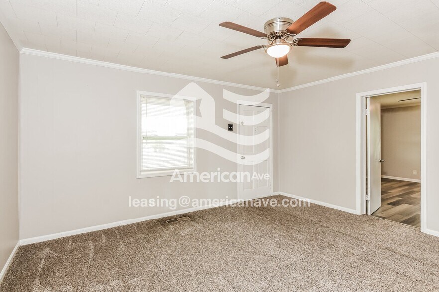 Building Photo - 1200 3rd Ave