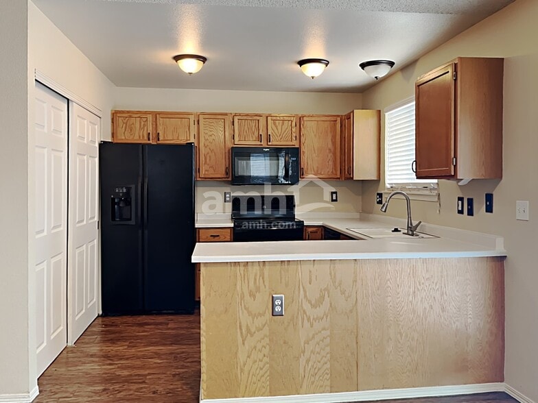 Building Photo - 6616 Monaco Way