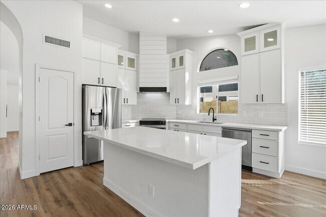 Building Photo - 3743 W Shannon St