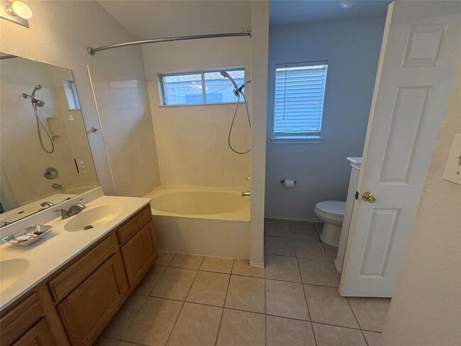 Building Photo - 616 Paso Fino Trail