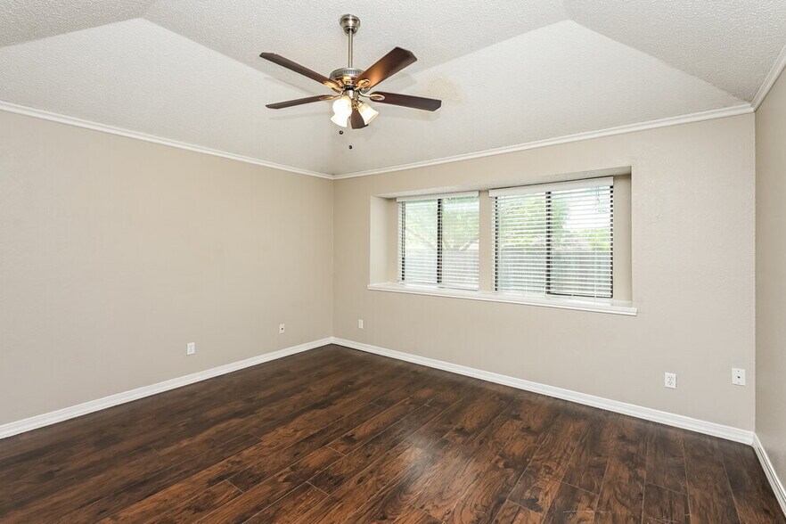 Building Photo - 3309 Country Creek Ln
