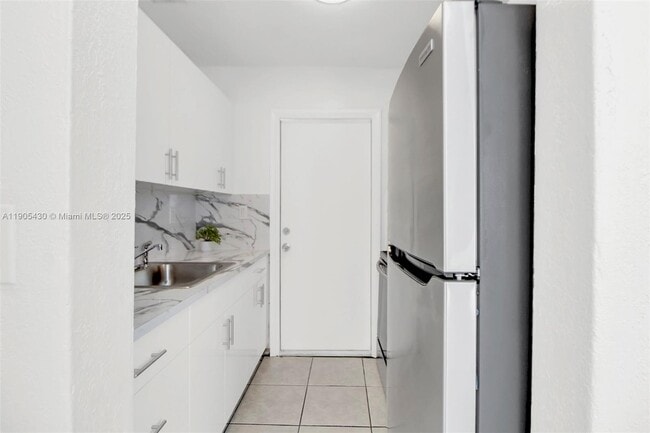 Building Photo - 5151 N Miami Ave