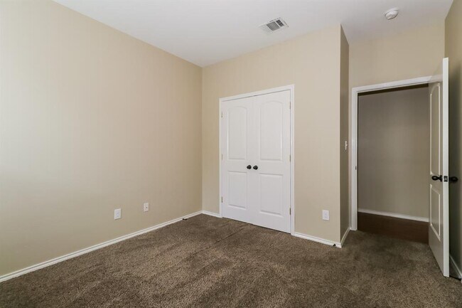 Building Photo - 1428 Muirfield Bend Dr