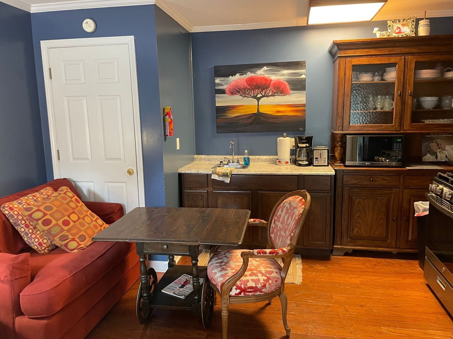 Building Photo - 174 Schools Dr