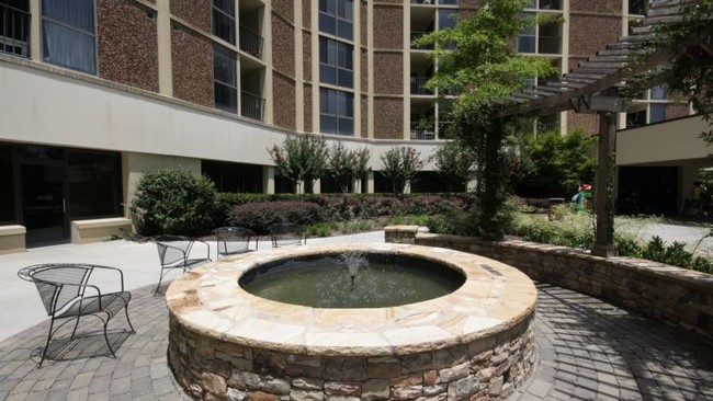 Primary Photo - Campbell-Stone in Sandy Springs