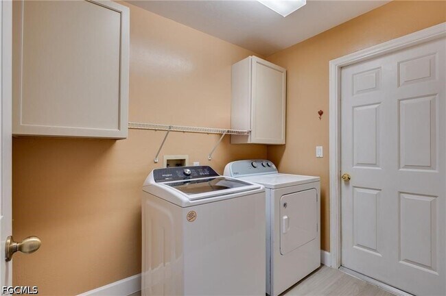 Building Photo - 17791 Castle Harbor Dr