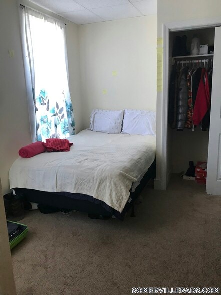 Building Photo - 58 Medford St