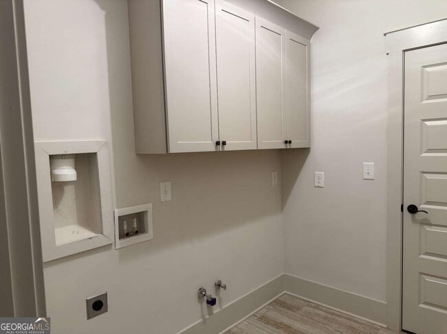 Building Photo - 1181 Hidden Hills Cir