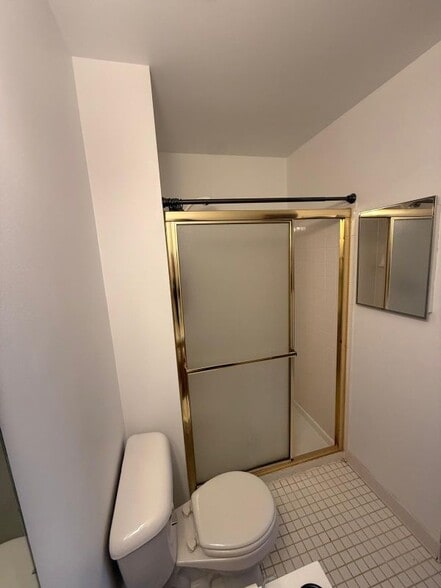 Building Photo - 42786 Lilley Pointe Dr