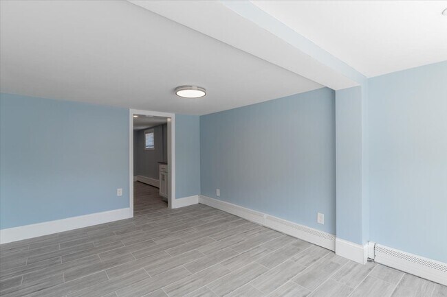 Building Photo - 23 Sachem St