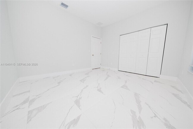 Building Photo - 820 Dr B J McCormick Ave