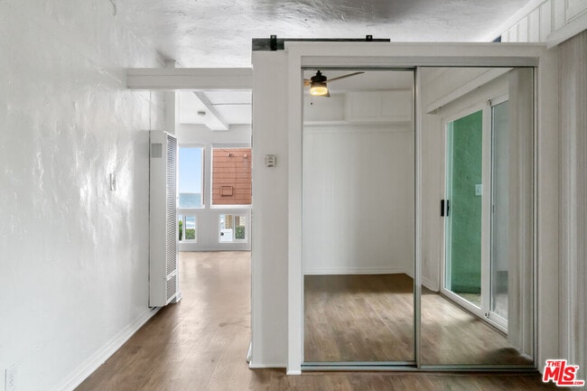 Building Photo - 115 44th St