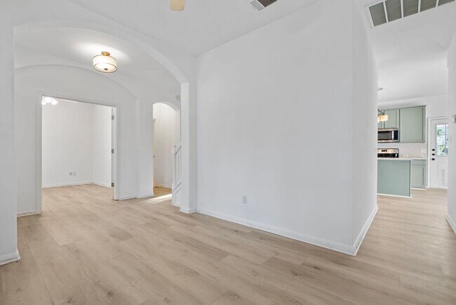 Building Photo - 2209 Boneset Trail