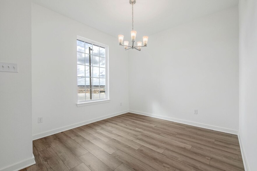 Building Photo - 6101 Pocono Dr