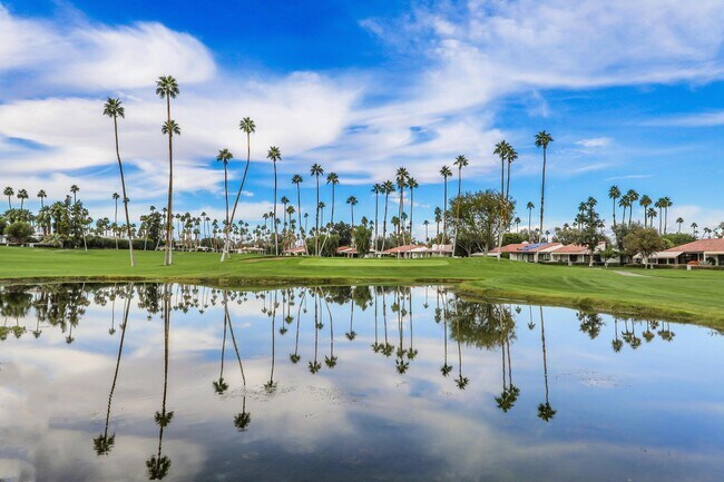 Building Photo - 27 Cll Encinitas