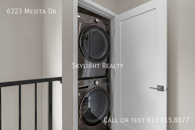 Building Photo - 6323 Mesita Dr