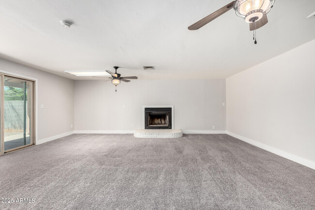 Building Photo - 4731 W Wescott Dr