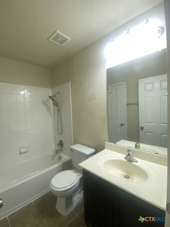 Building Photo - 4808 Green Meadow St