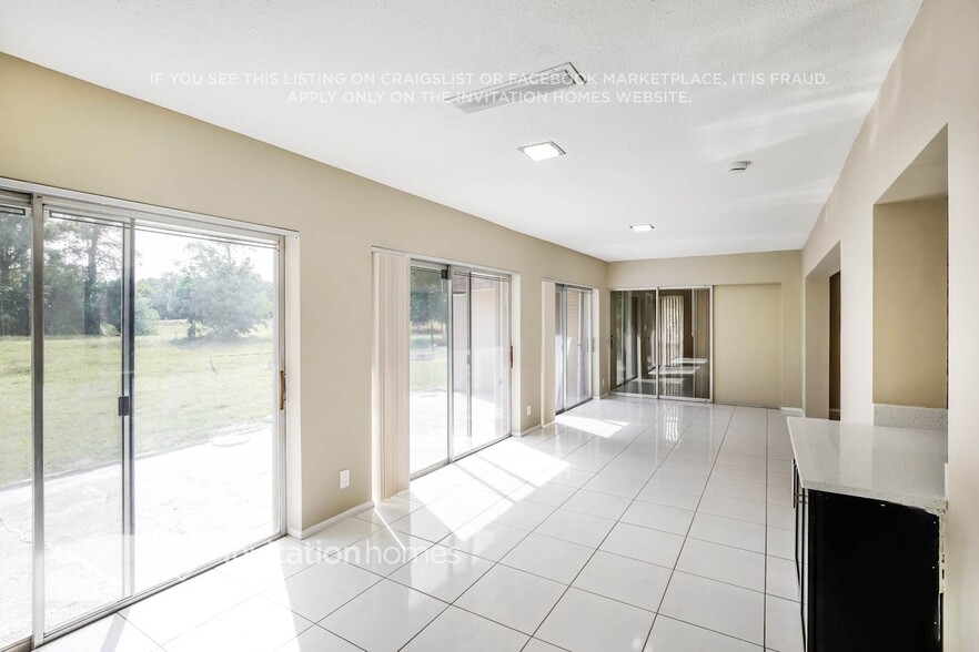Building Photo - 4903 Banyan Ln