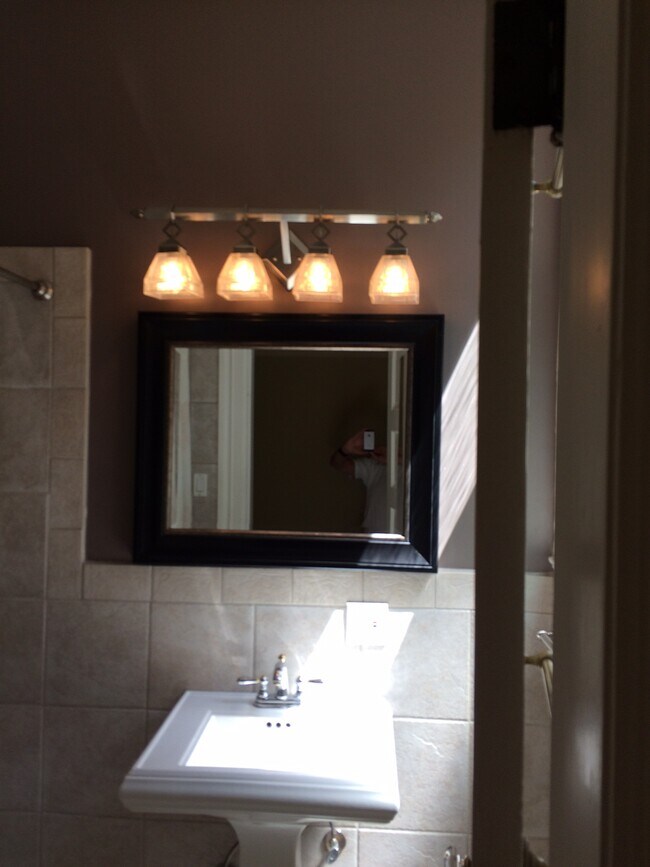 BATHROOM - 1282 Guerrero St