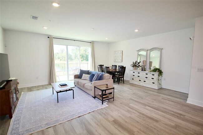 Building Photo - 1138 Desert Candle Dr