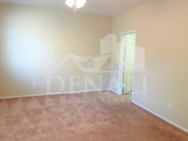 Building Photo - 22323 N 103rd Dr