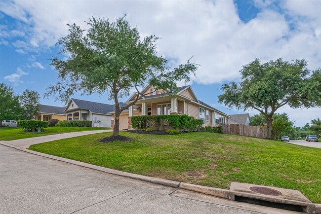 Building Photo - 2500 Amy Lee