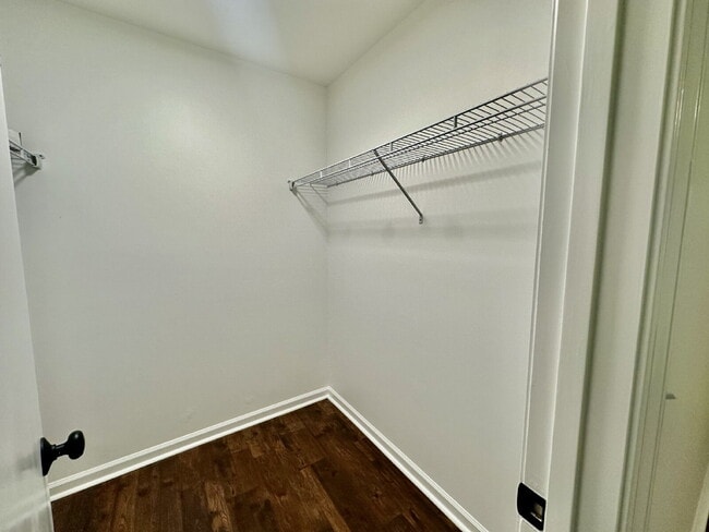 Building Photo - Completely Remodeled Ranch Style Home in t...