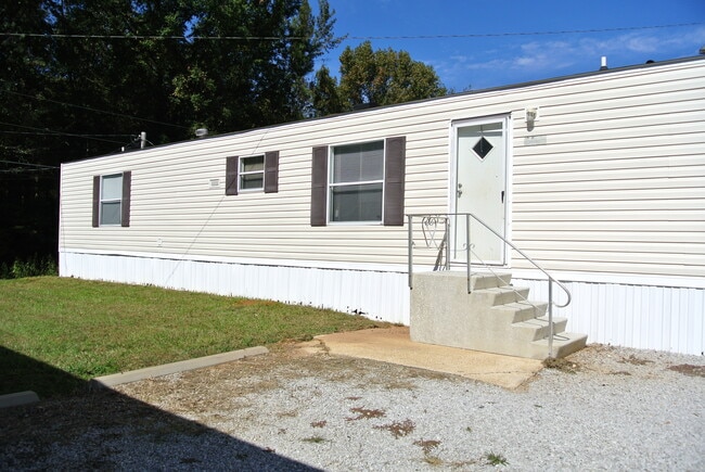 Building Photo - 2475 Shelton Dr