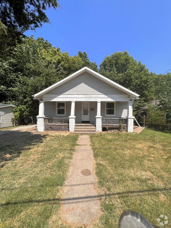 Building Photo - 420 Alexander Ave