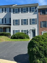 Building Photo - 278 Point Cir