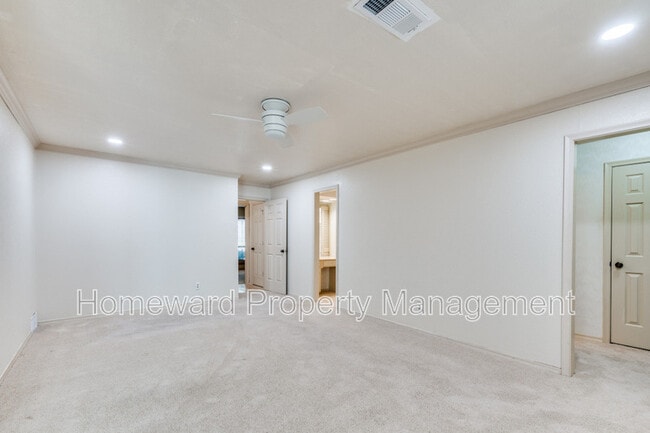 Building Photo - 1525 Cripple Creek Dr