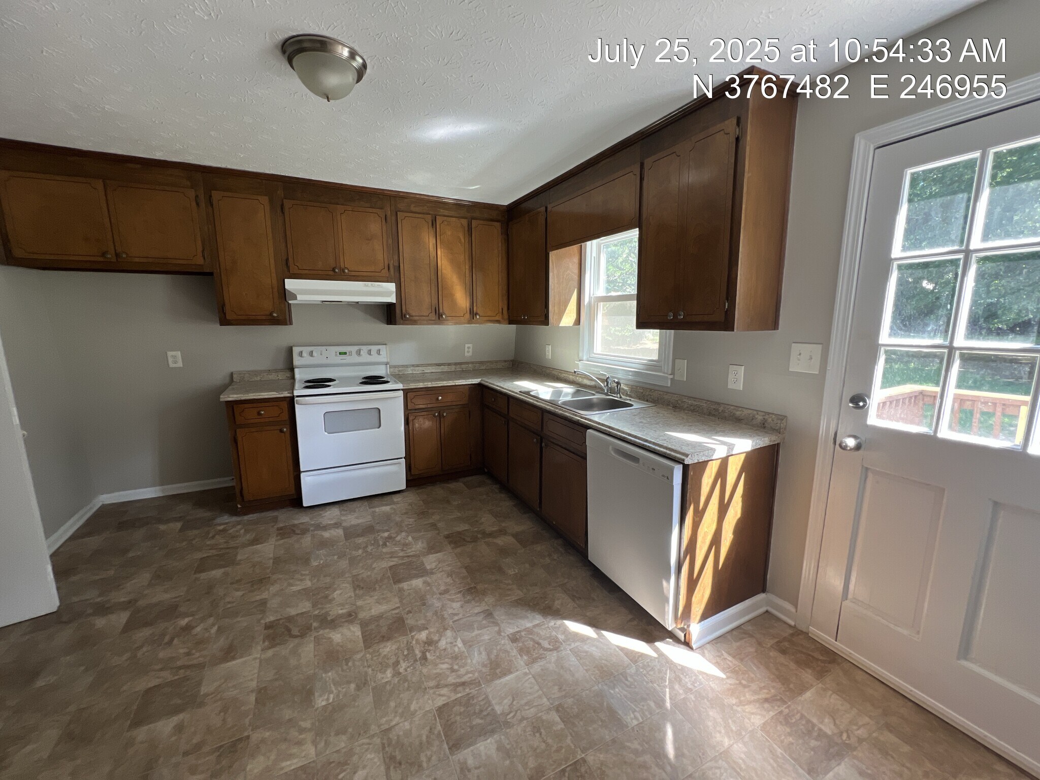 Kitchen, Main Floor - 943 Grier Rd
