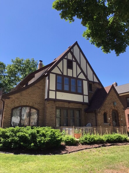 Primary Photo - 531 N 63rd St