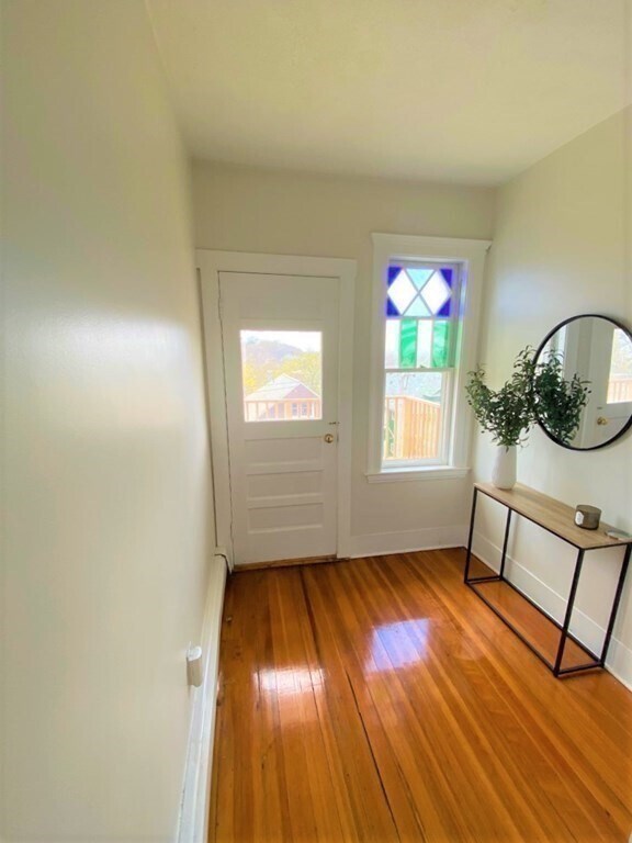 Building Photo - 27 Langley Rd