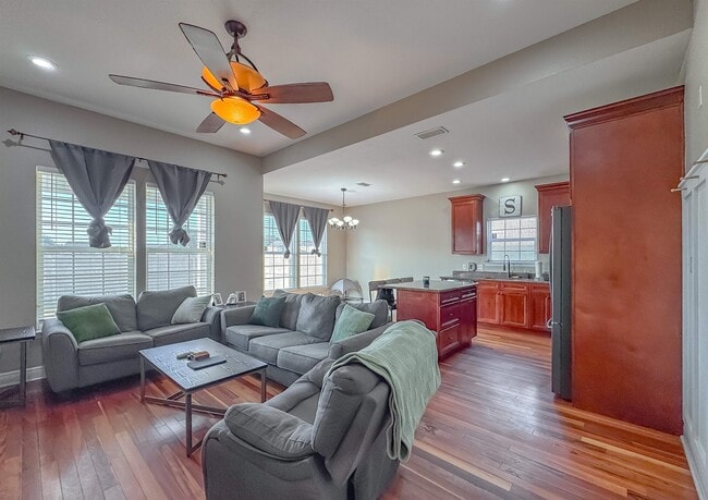 Building Photo - 6303 Rivers Landing Ct