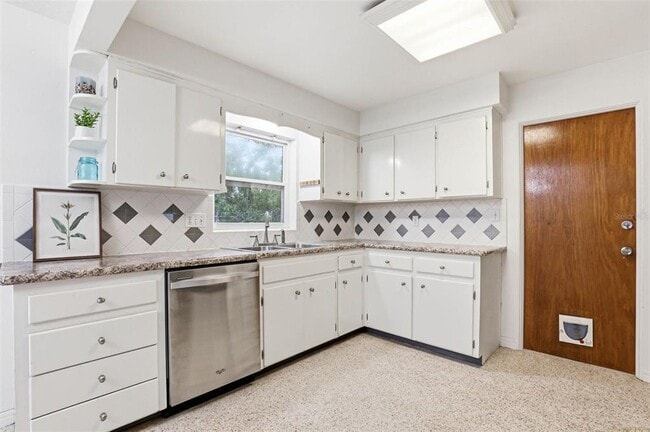 Building Photo - 2930 80th St N