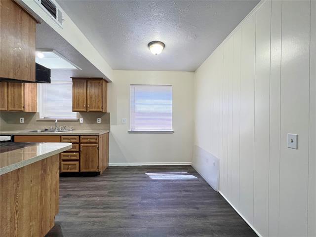 Building Photo - 4613 Concord Dr
