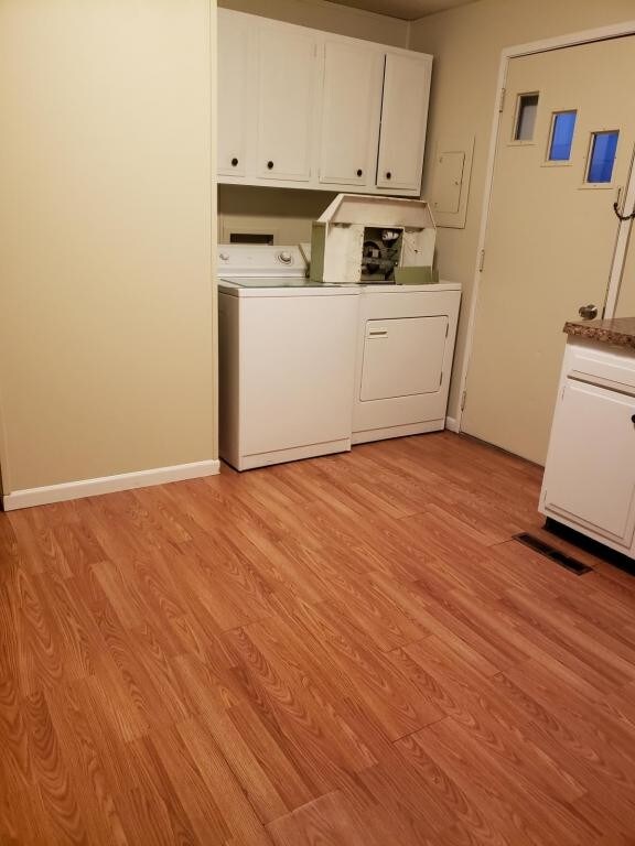 917 N.BROADWAY ST. 917 Broadway Herington KS 67449 Apartment Finder