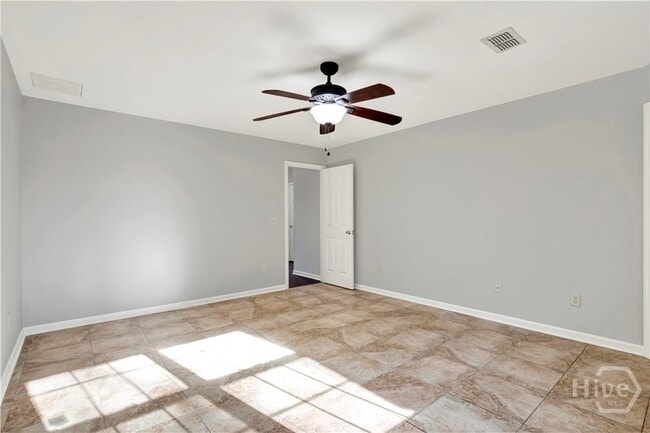 Building Photo - 125 Shawn Ct