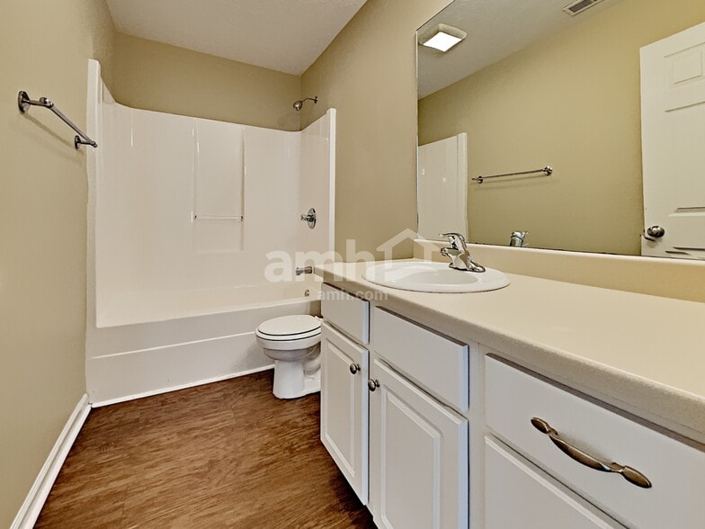 Building Photo - 1326 Treyvista Ct