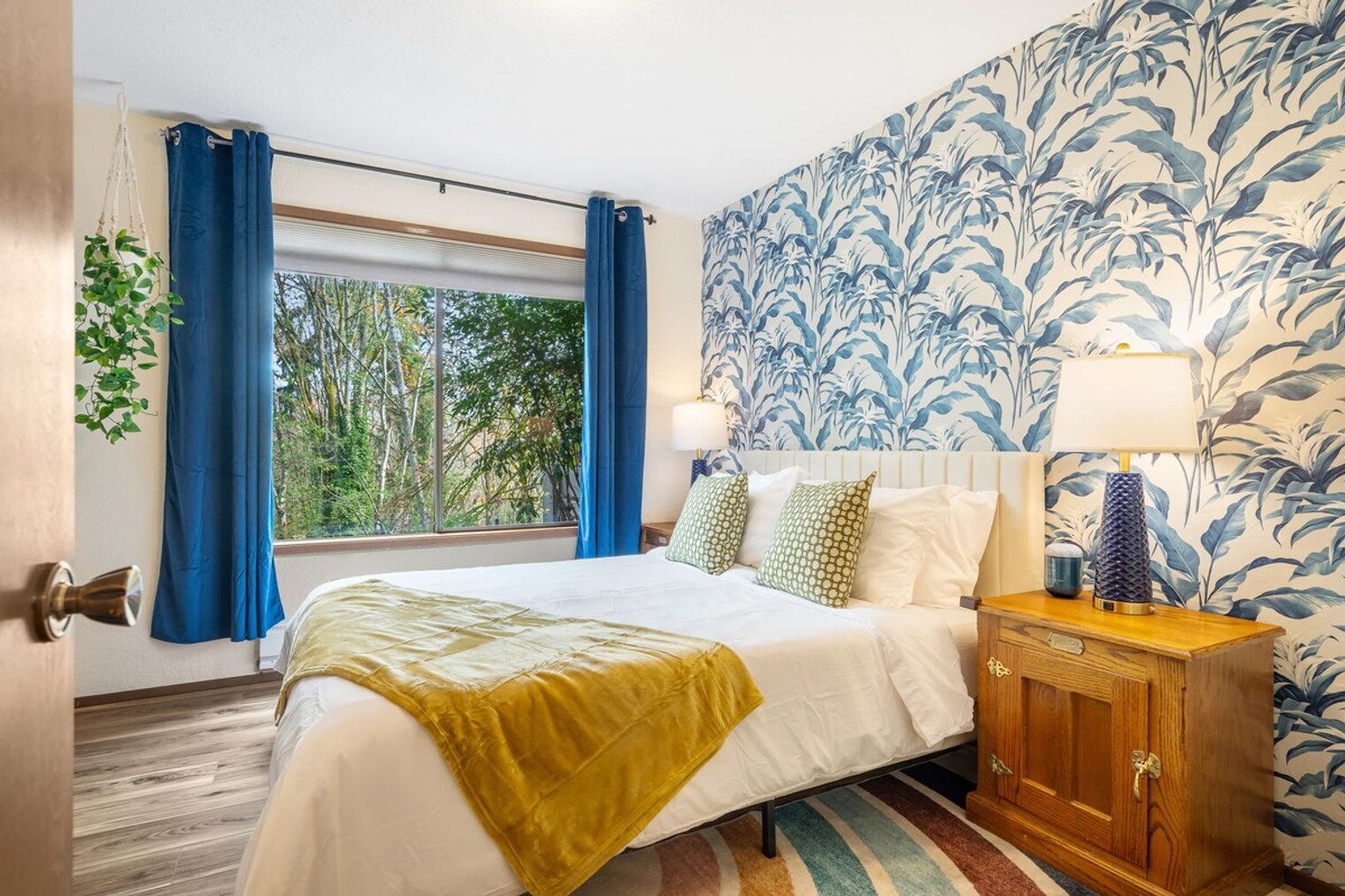 Building Photo - 5504 NE 190th St