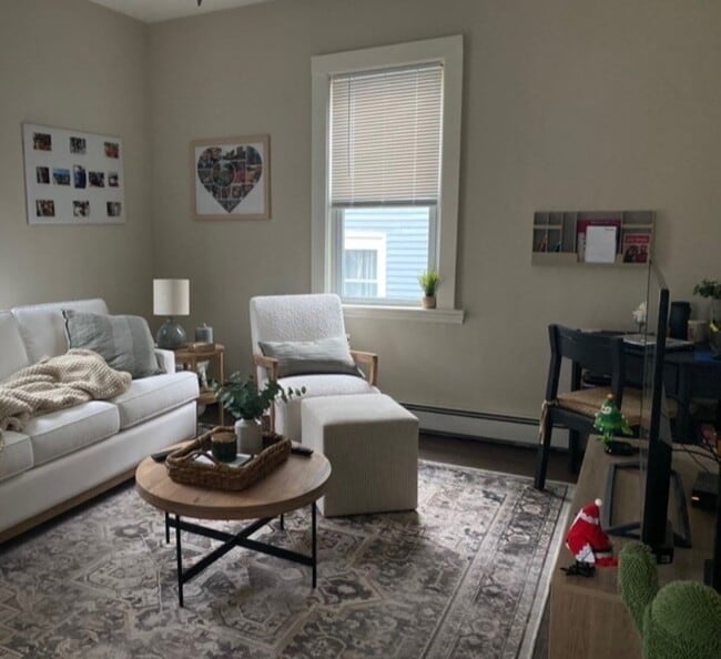 Building Photo - 143 High St