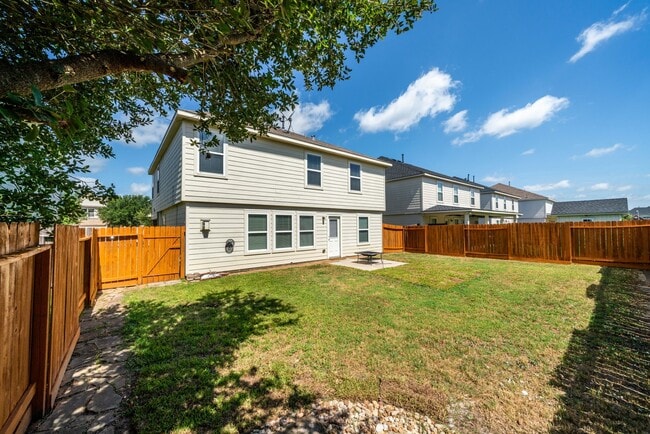 Building Photo - 16823 Blackberry Lily Ln