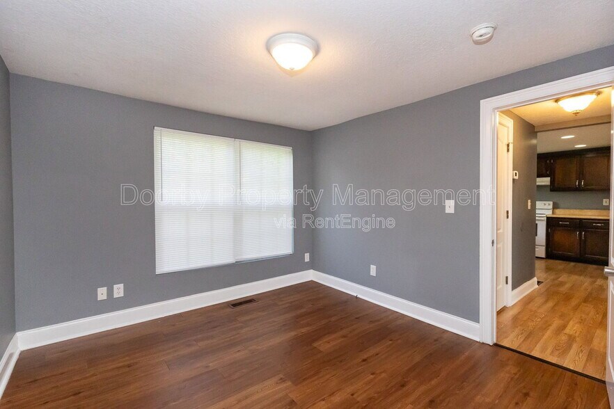 Building Photo - 1707 Kirby Ave