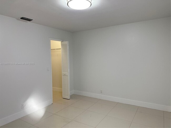Building Photo - 3150 NW 94th Ave