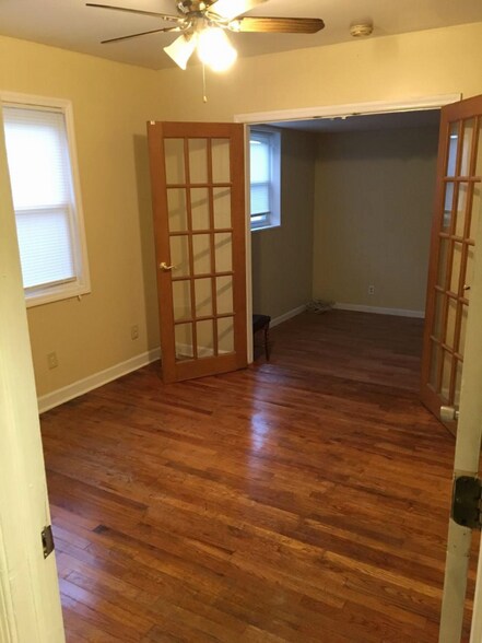 Building Photo - 972 Henhawk Rd