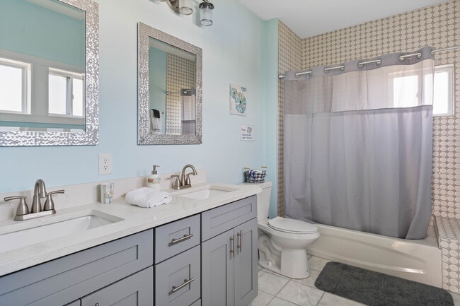 Building Photo - 29331 Clifton Shores Dr