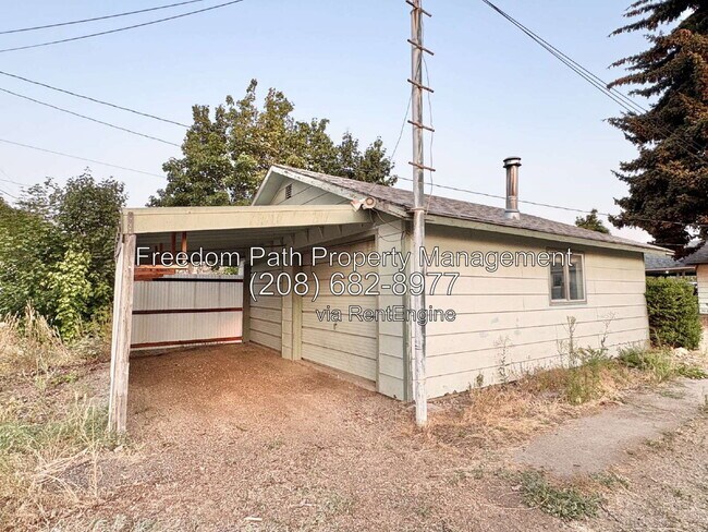 Building Photo - 315 E 1st Ave